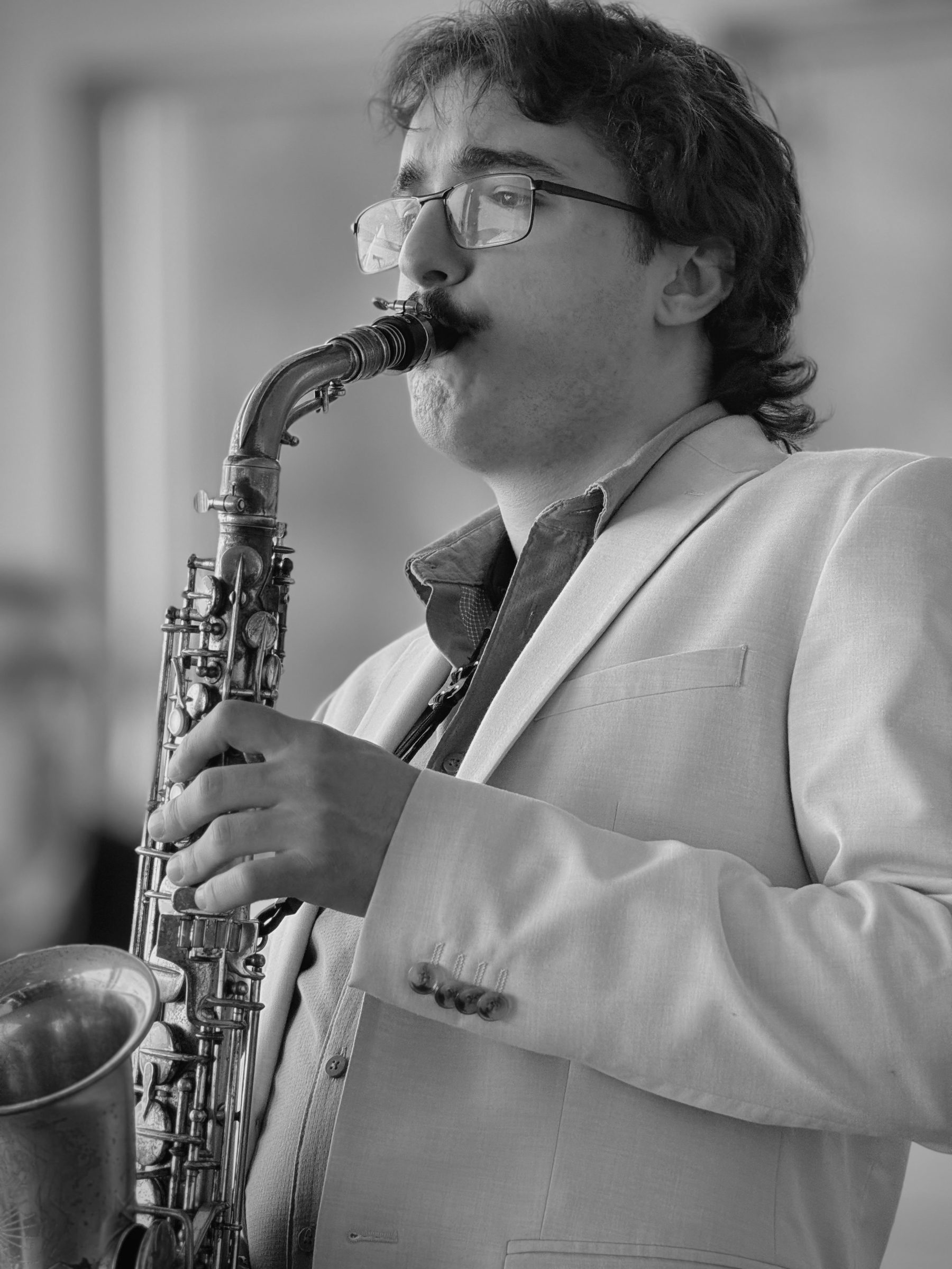 Wedding and party band performing
